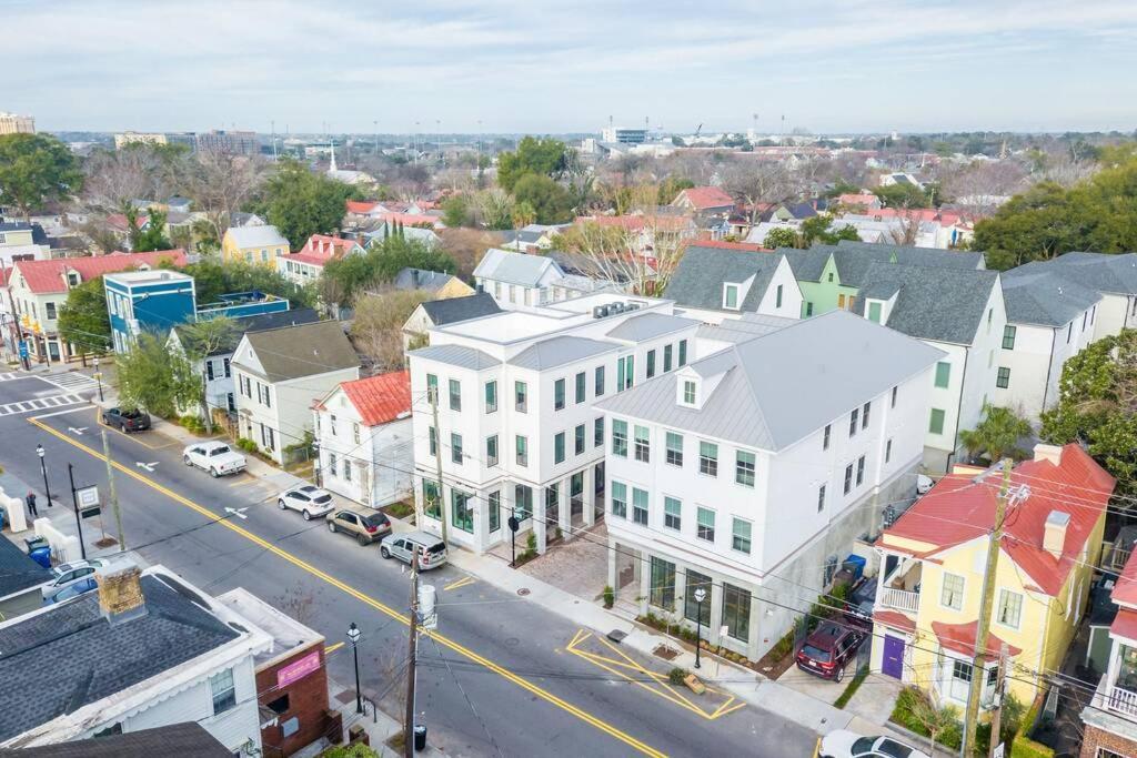 The Cooper Suite At 122 Spring Charleston Bagian luar foto